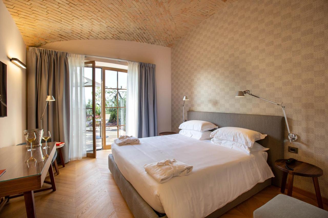 Villaggio Narrante - Cascina Galarej Serralunga d'Alba Dış mekan fotoğraf